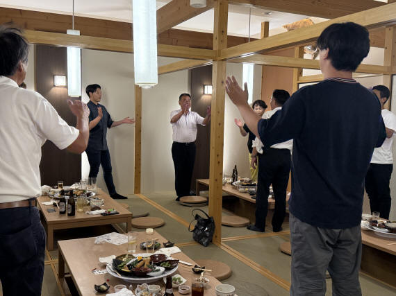 夜間例会（暑気払い）03